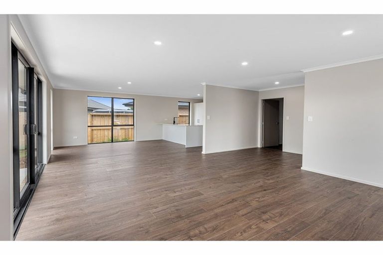 Photo of property in 12 Parera Crescent, Tikipunga, Whangarei, 0112