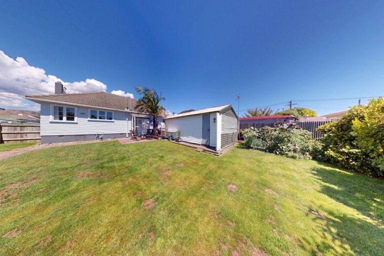 Photo of property in 21 Maire Street, Levin, 5510