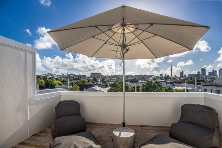 Photo of property in 5j Cleveland Road, Parnell, Auckland, 1052