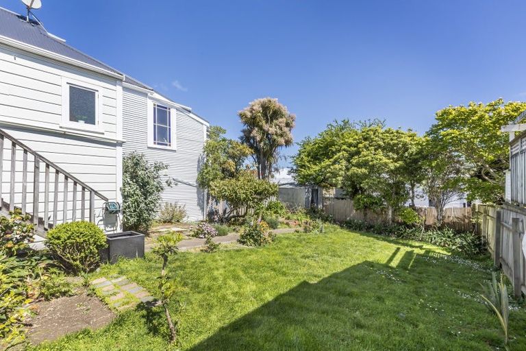 Photo of property in 10 Hiropi Street, Newtown, Wellington, 6021