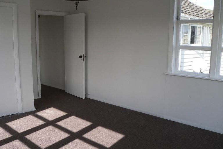 Photo of property in 140 Epuni Street, Epuni, Lower Hutt, 5011