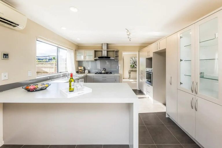 Photo of property in 4 Jerpoint Drive, Flat Bush, Auckland, 2019