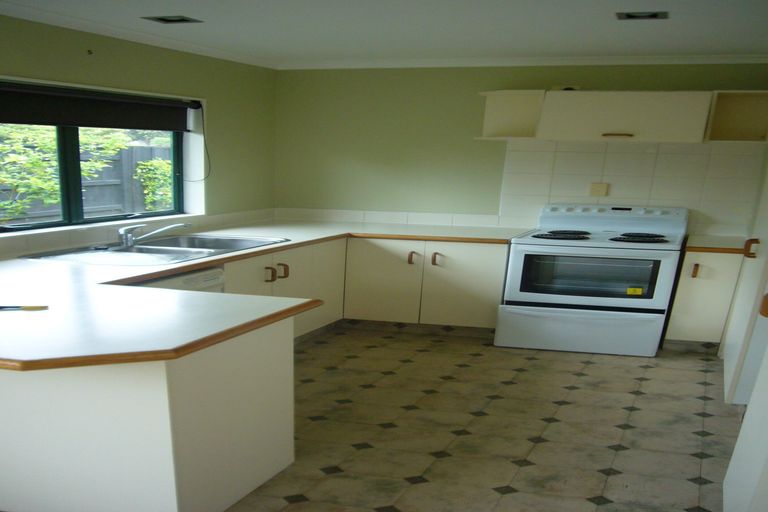 Photo of property in 2b Jasper Way, Papamoa Beach, Papamoa, 3118