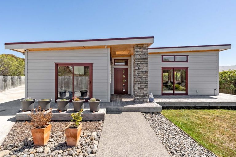 Photo of property in 4a Daniel Street, Martinborough, 5711
