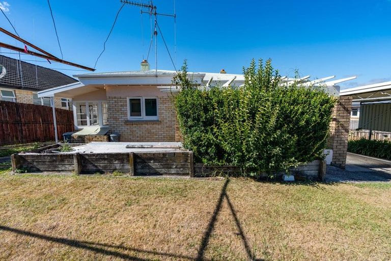 Photo of property in 98 Mahoe Street, Melville, Hamilton, 3206