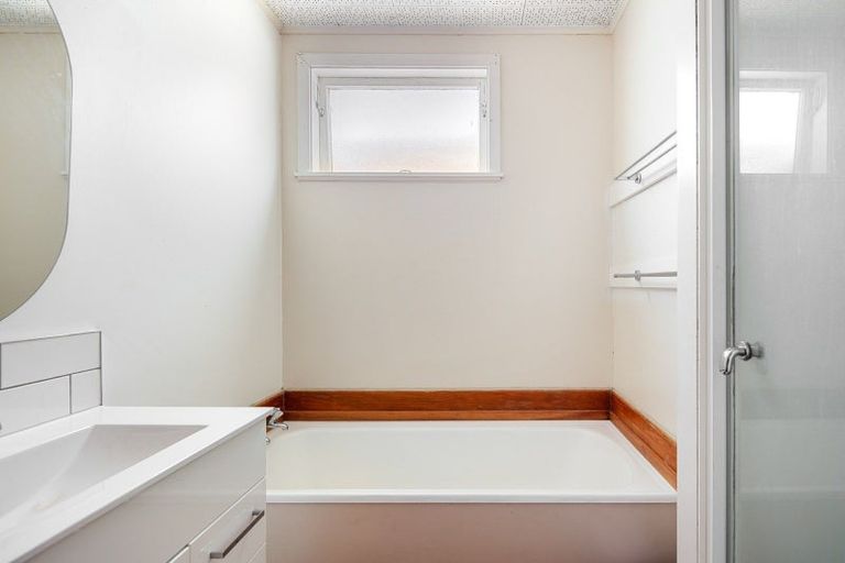 Photo of property in 29 Winter Street, Mangapapa, Gisborne, 4010
