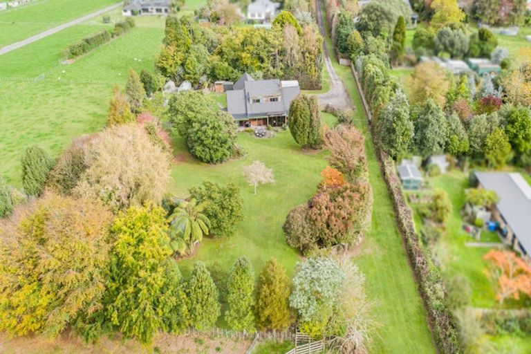 Photo of property in 275 Kimberley Road, Levin, 5571