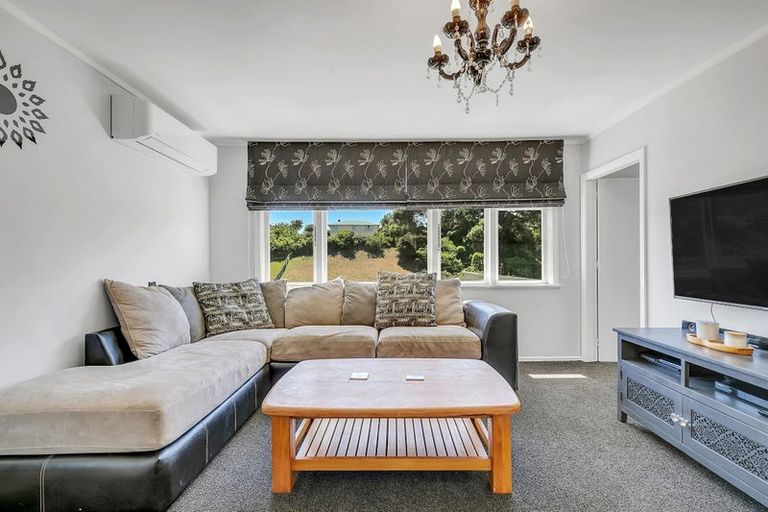 Photo of property in 26 Thompson Grove, Ranui, Porirua, 5024