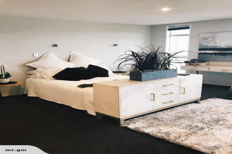 Photo of property in 2 Gazelle Lane, Redcliffs, Christchurch, 8081