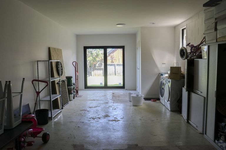 Photo of property in 15 Mcdowell Crescent, Hillcrest, Auckland, 0627