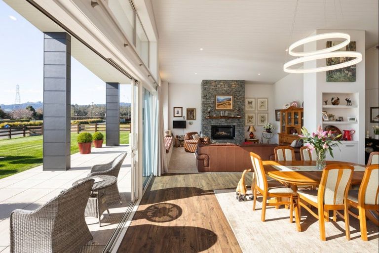 Photo of property in 1 Baxter Michael Crescent, Cambridge, 3434