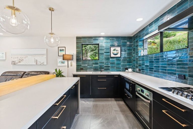 Photo of property in 181 Old Parua Bay Road, Abbey Caves, Whangarei, 0175