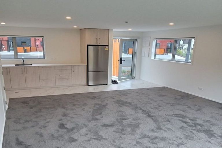 Photo of property in 1/5 Matata Place, Dallington, Christchurch, 8061