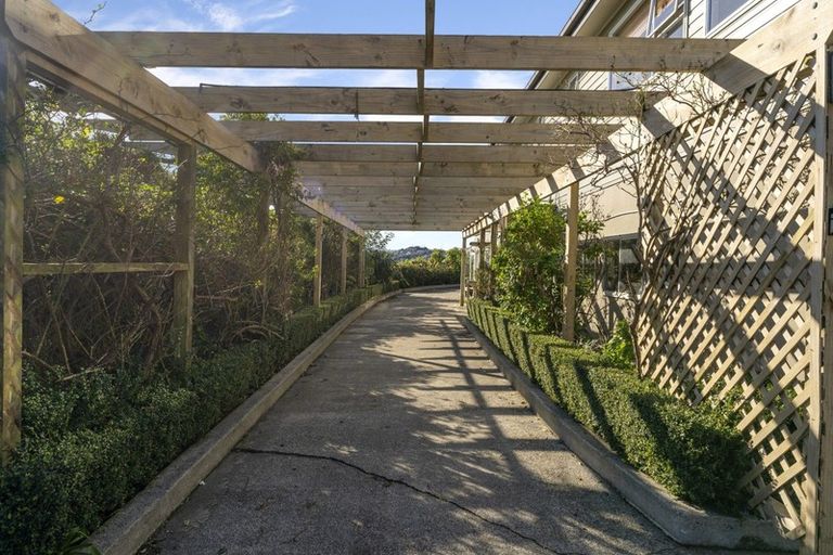 Photo of property in 62 Kiriwai Road, Paremata, Porirua, 5024