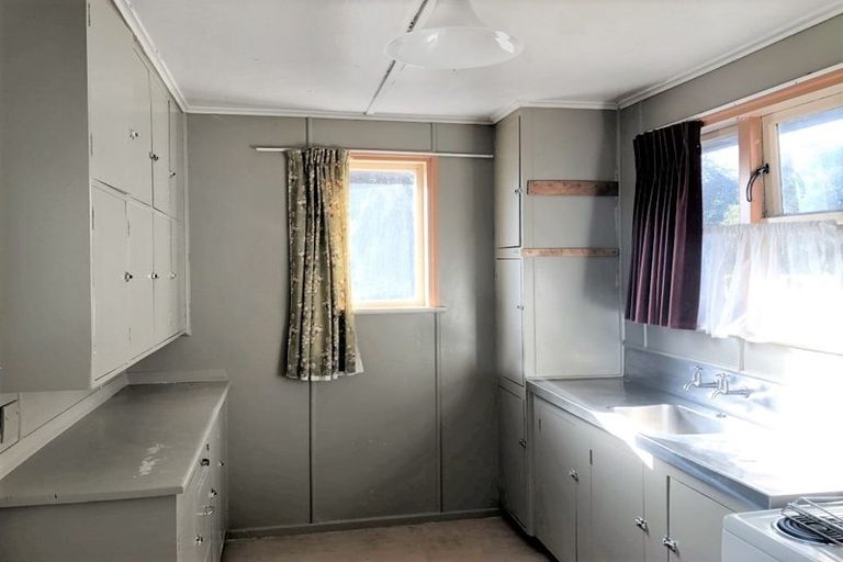 Photo of property in 2 Akatea Street, Gonville, Whanganui, 4501