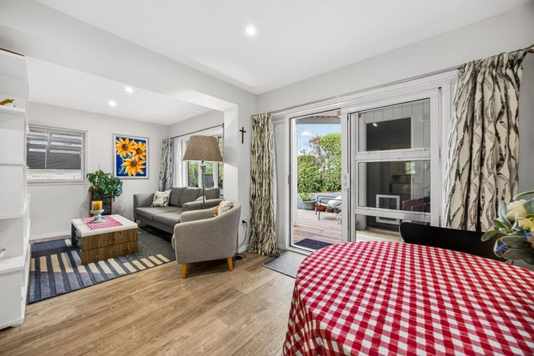 Photo of property in 29 Brigitte View, Snells Beach, 0920