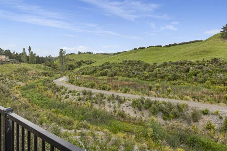 Photo of property in 156 Adler Drive, Ohauiti, Tauranga, 3112