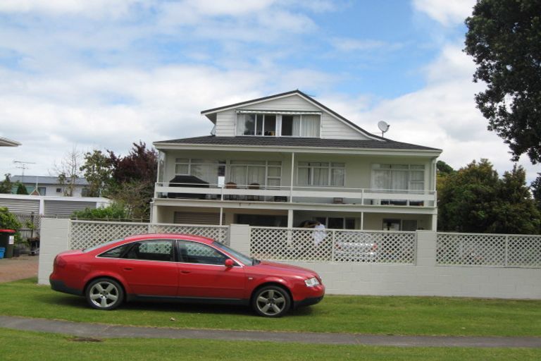 Photo of property in 76 Laurence Street, Manly, Whangaparaoa, 0930