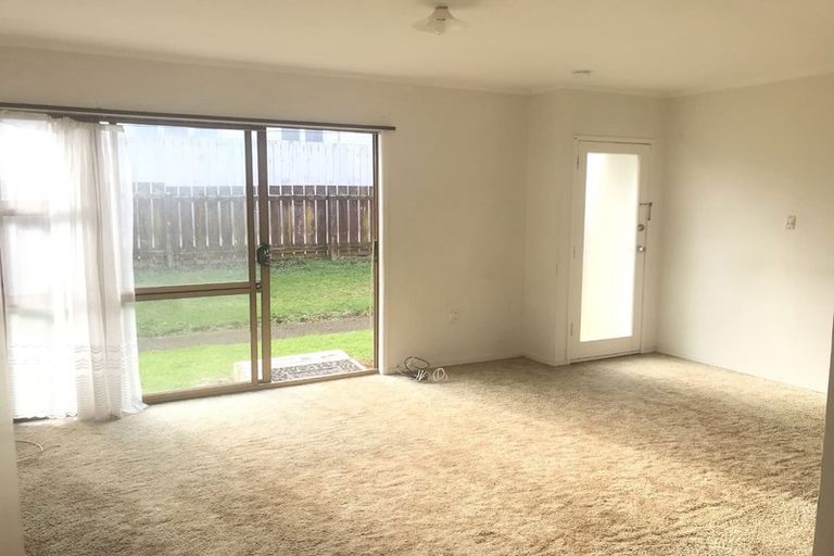 Photo of property in 1/12 Gifford Road, Papatoetoe, Auckland, 2025