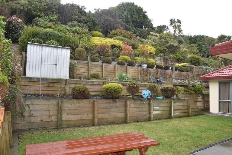 Photo of property in 5 Myers Grove, Churton Park, Wellington, 6037