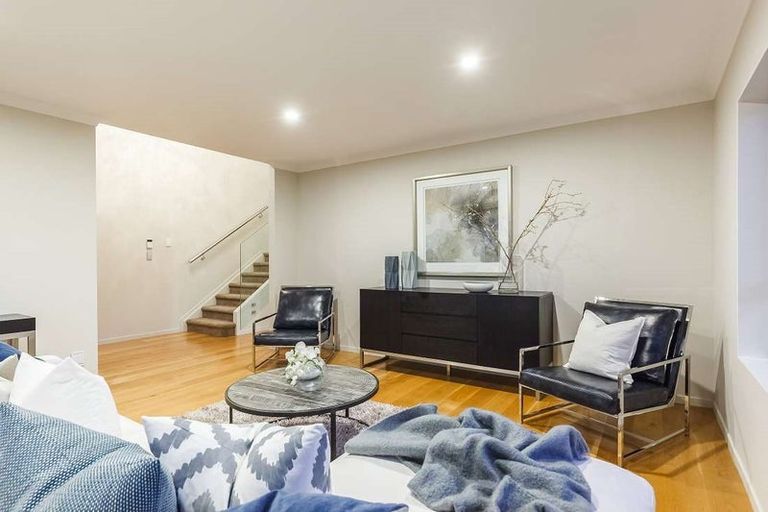 Photo of property in 250 Albany Highway, Schnapper Rock, Auckland, 0632