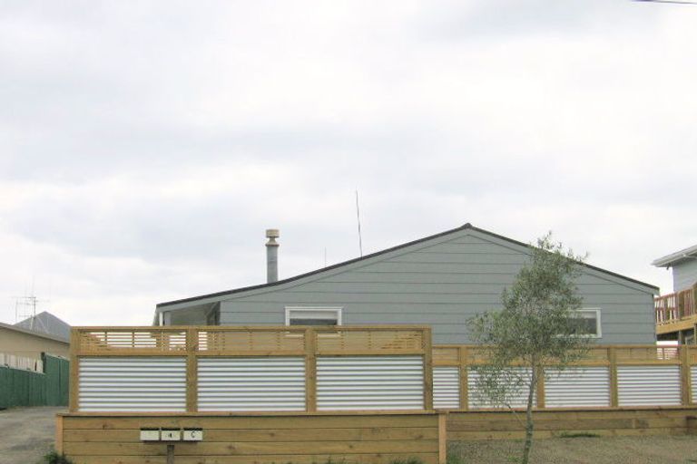 Photo of property in 2/245 Dickson Road, Papamoa Beach, Papamoa, 3118