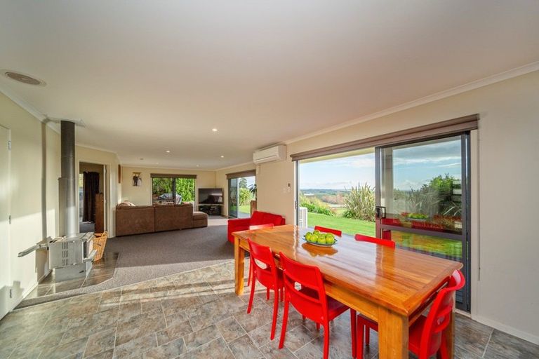 Photo of property in 34 Wharekauri Road, Mimi, Urenui, 4377