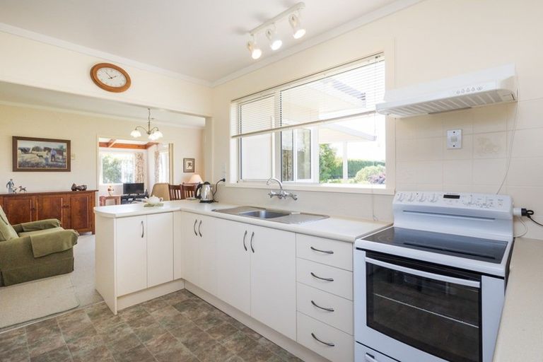 Photo of property in 34 Te Arakura Road, Feilding, 4775