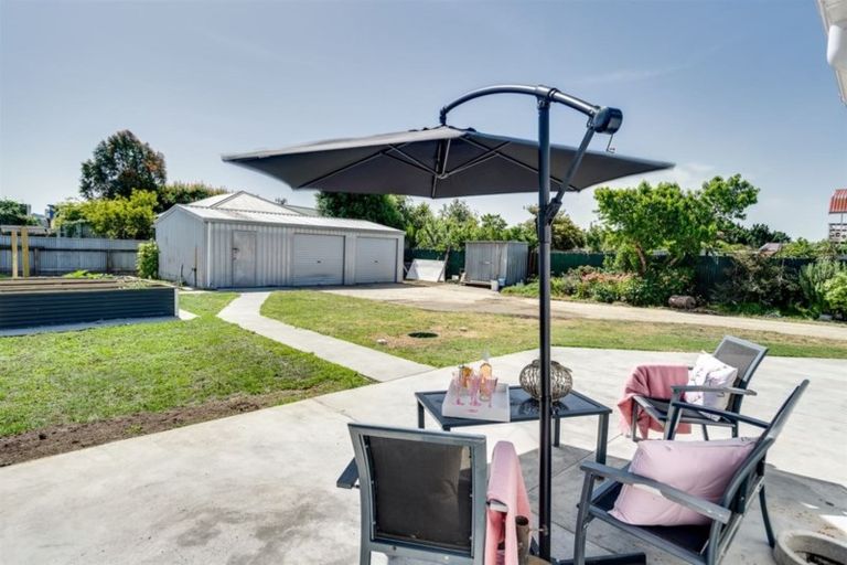 Photo of property in 517 Main North Road, Bay View, Napier, 4104