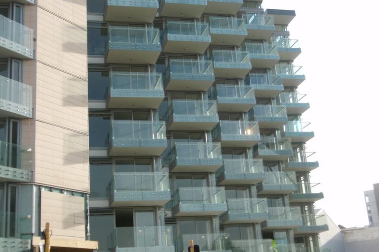 Photo of property in Piermont Apartments, 7i/82 Cable Street, Te Aro, Wellington, 6011