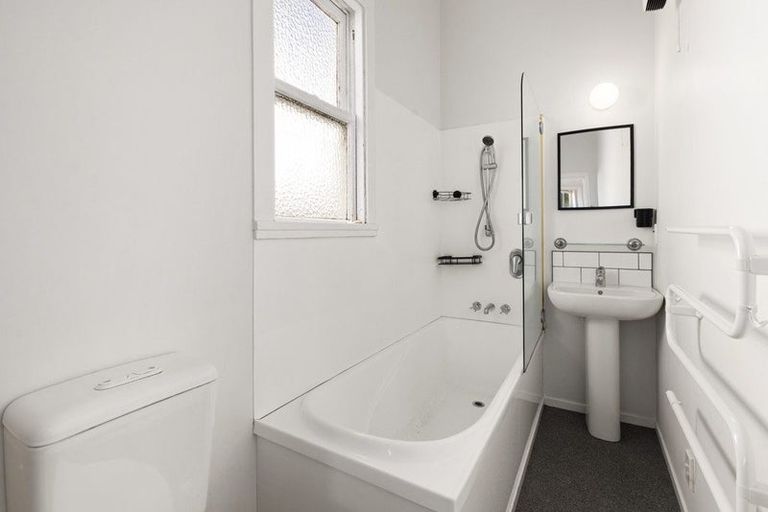 Photo of property in 7 Carrington Street, Mount Cook, Wellington, 6021