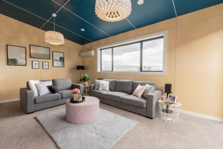 Photo of property in 213 Golden Road, Springvale, Alexandra, 9393