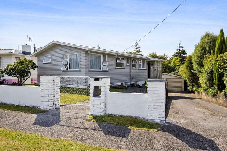 Photo of property in 30 Antonio Street, Stratford, 4332