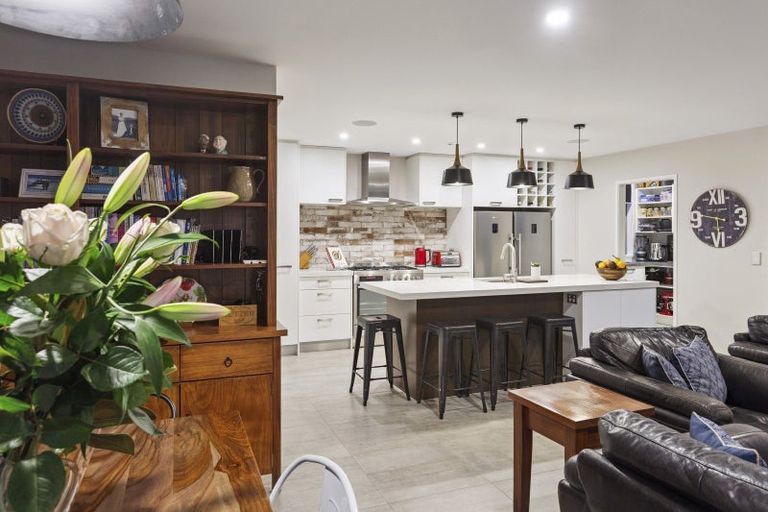 Photo of property in 7 Mill Grove, Riverhead, 0820