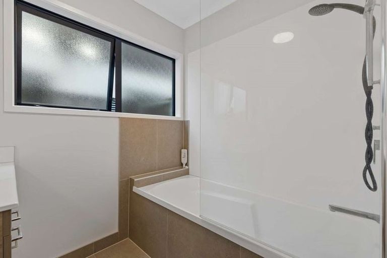 Photo of property in 5 Awamarino Way, Westgate, Auckland, 0614