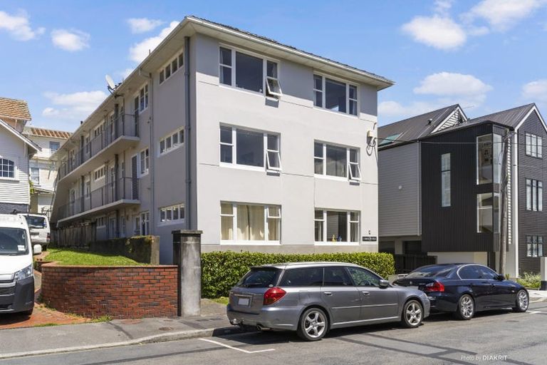 Photo of property in 6/6 Armour Avenue, Mount Victoria, Wellington, 6011