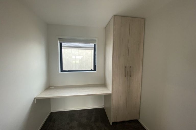 Photo of property in 3/216 Rosebank Road, Avondale, Auckland, 1026