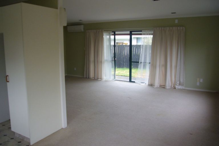 Photo of property in 2b Jasper Way, Papamoa Beach, Papamoa, 3118