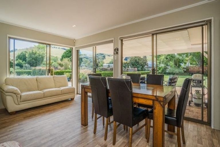 Photo of property in 11 O'leary Road, Pokeno, 2471