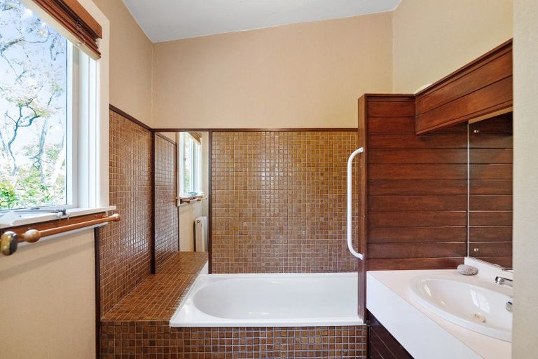 Photo of property in 137 Heaton Street, Merivale, Christchurch, 8052