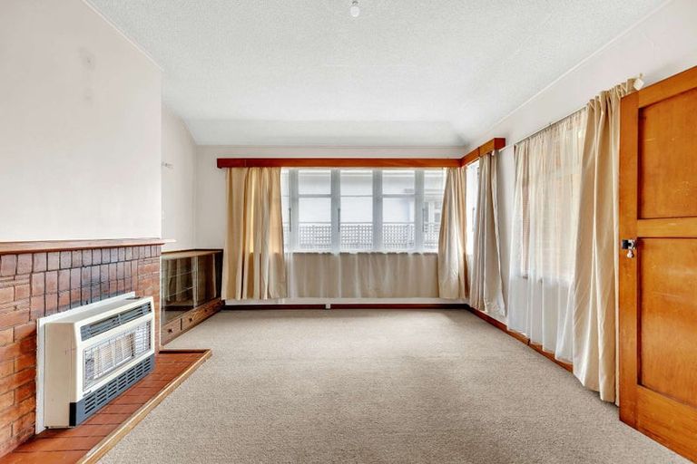 Photo of property in 49 Caius Avenue, Gonville, Whanganui, 4501