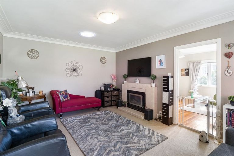 Photo of property in 13 Manse Road, Pahurehure, Papakura, 2113