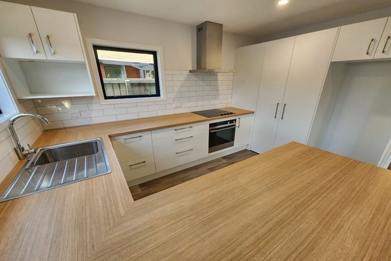 Photo of property in 47 Damien Place, Bromley, Christchurch, 8062