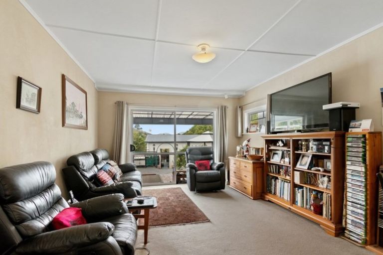 Photo of property in 129 Emano Street, Toi Toi, Nelson, 7010