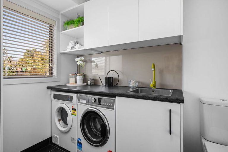 Photo of property in 10 Waenga Drive, Cromwell, 9310