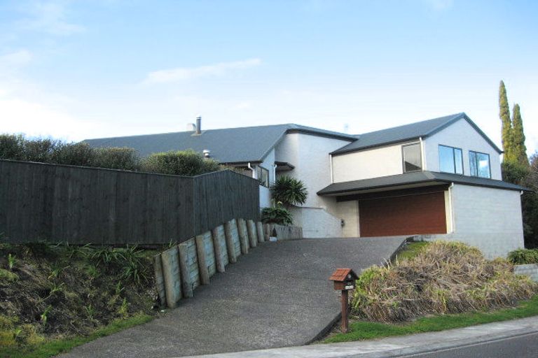 Photo of property in 35 Muritai Crescent, Havelock North, 4130