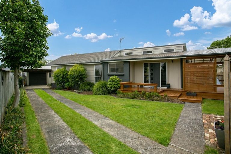 Photo of property in 22 Browning Street, Leamington, Cambridge, 3432