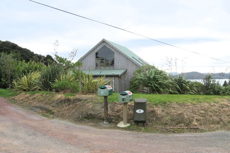Photo of property in 10 Bay View Road, Whangarei Heads, Whangarei, 0174