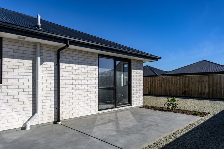 Photo of property in 5 Weaver Street, Woodend, 7691