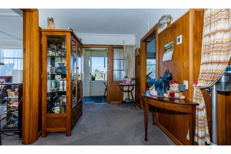 Photo of property in 56 Rhodes Street, Waimate, 7924
